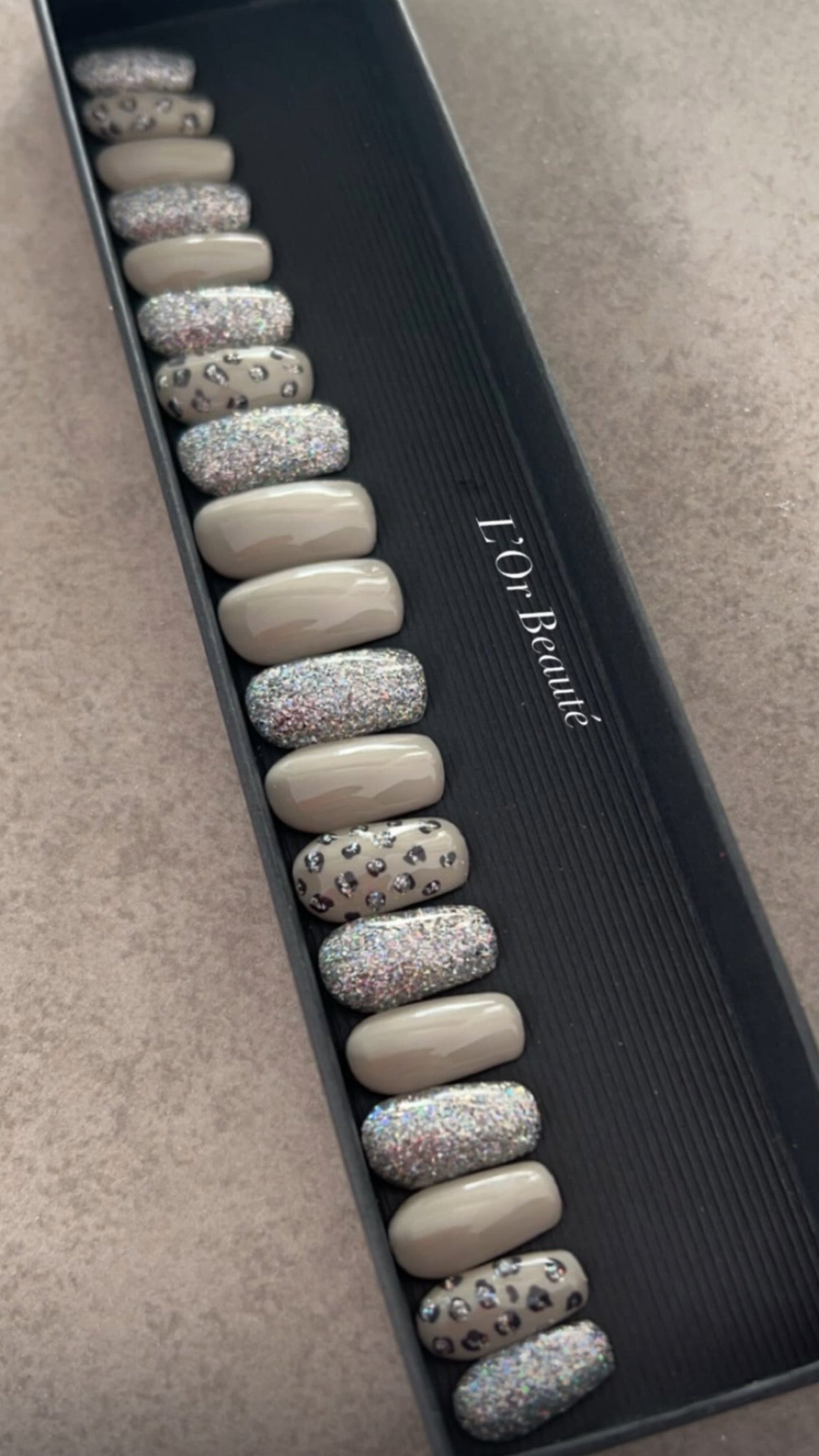 Grey & Glitters