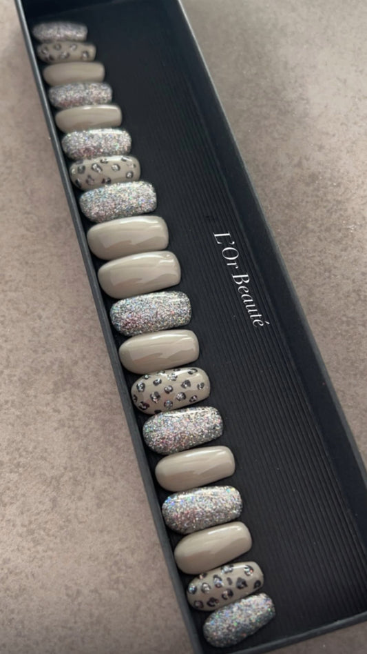Grey & Glitters