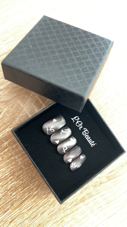 Nails with Name