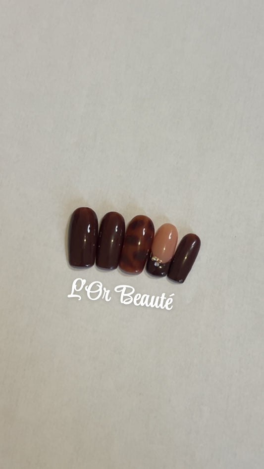 Tortoise Nails